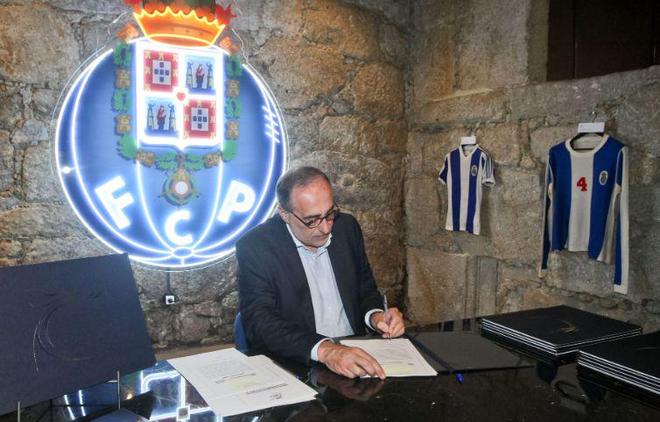 首秀不幸伤 首秀不幸伤