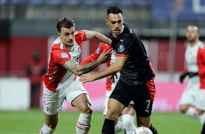 牌球员后 牌球员后